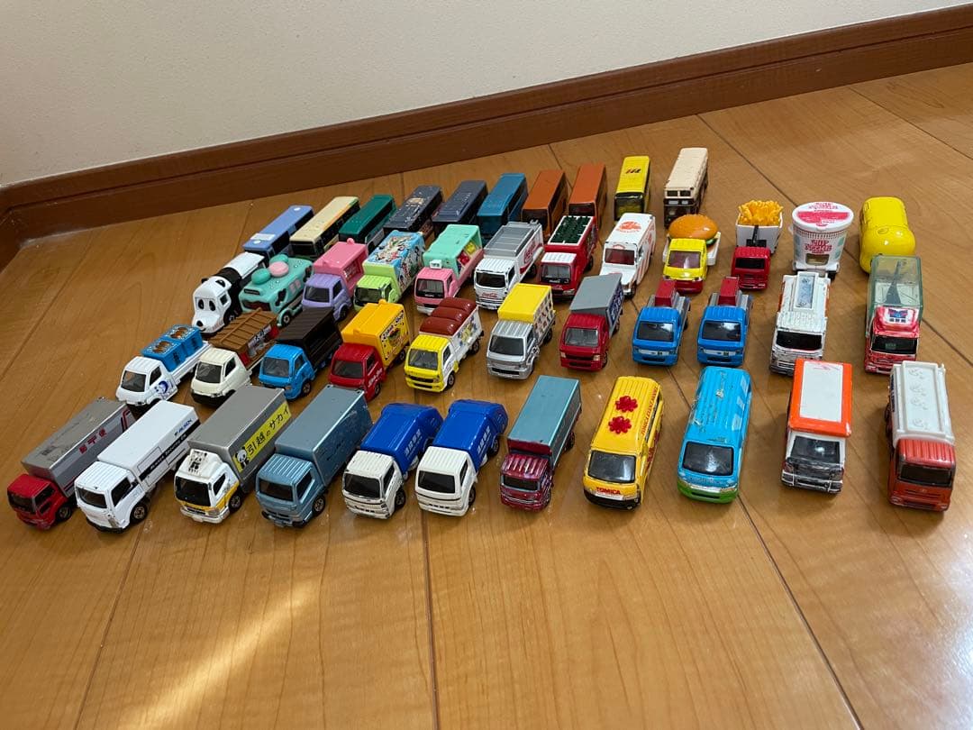トミカまとめ売り　300台以上　トミカセット　トミカ　ミニカー　➕おまけ
