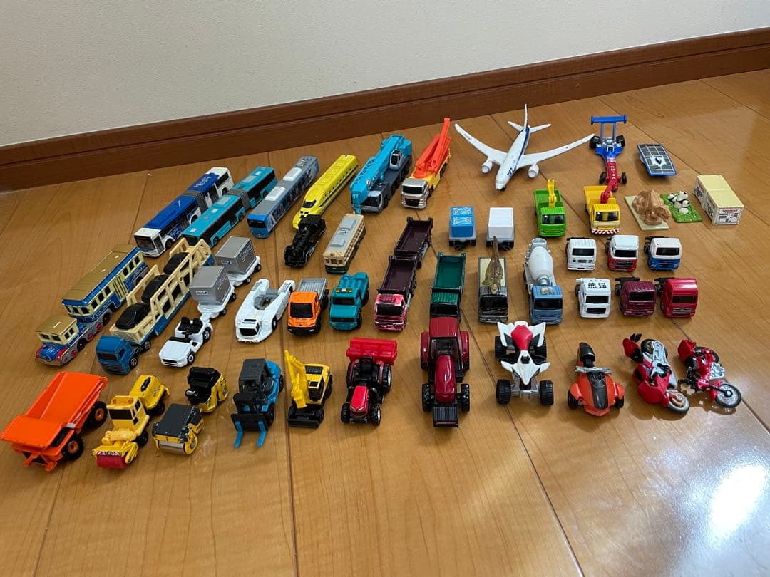 トミカまとめ売り　300台以上　トミカセット　トミカ　ミニカー　➕おまけ