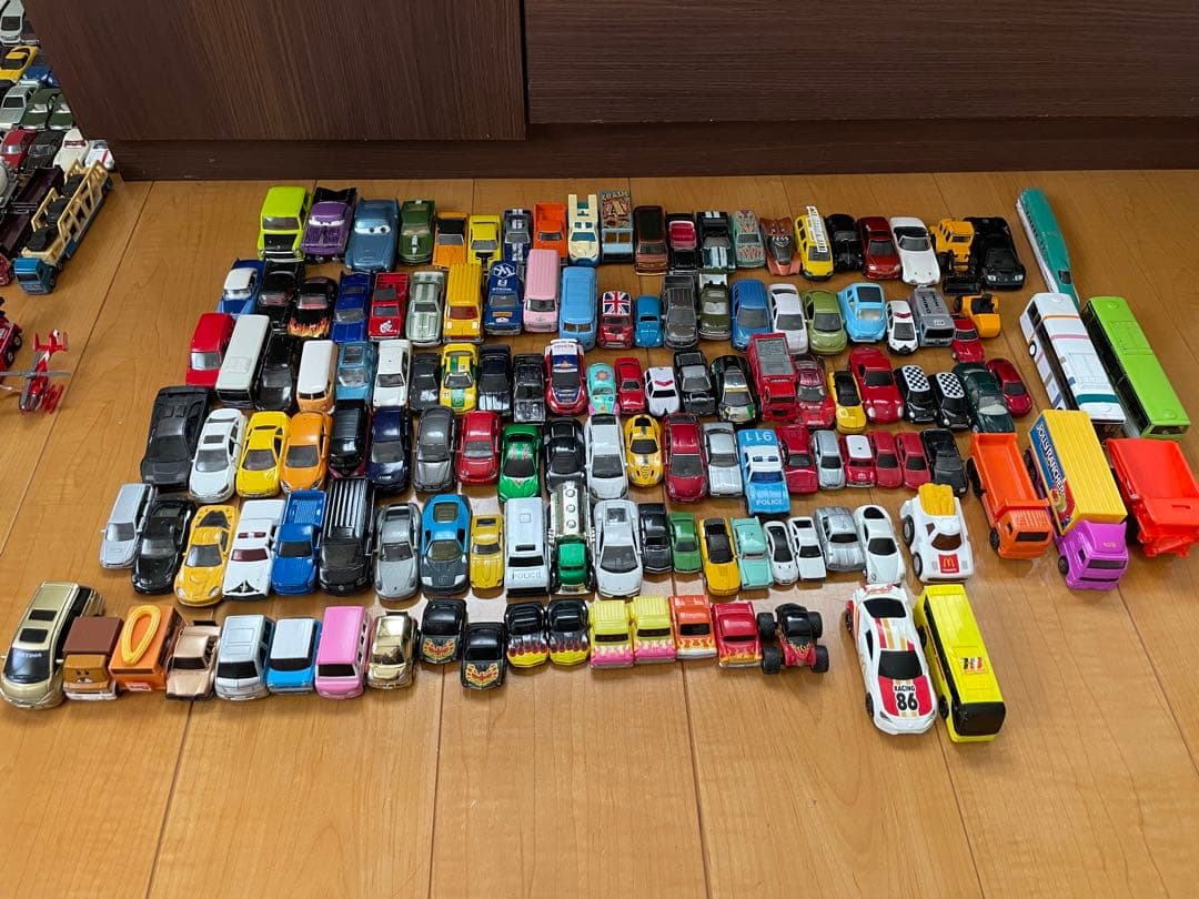 トミカまとめ売り　300台以上　トミカセット　トミカ　ミニカー　➕おまけ