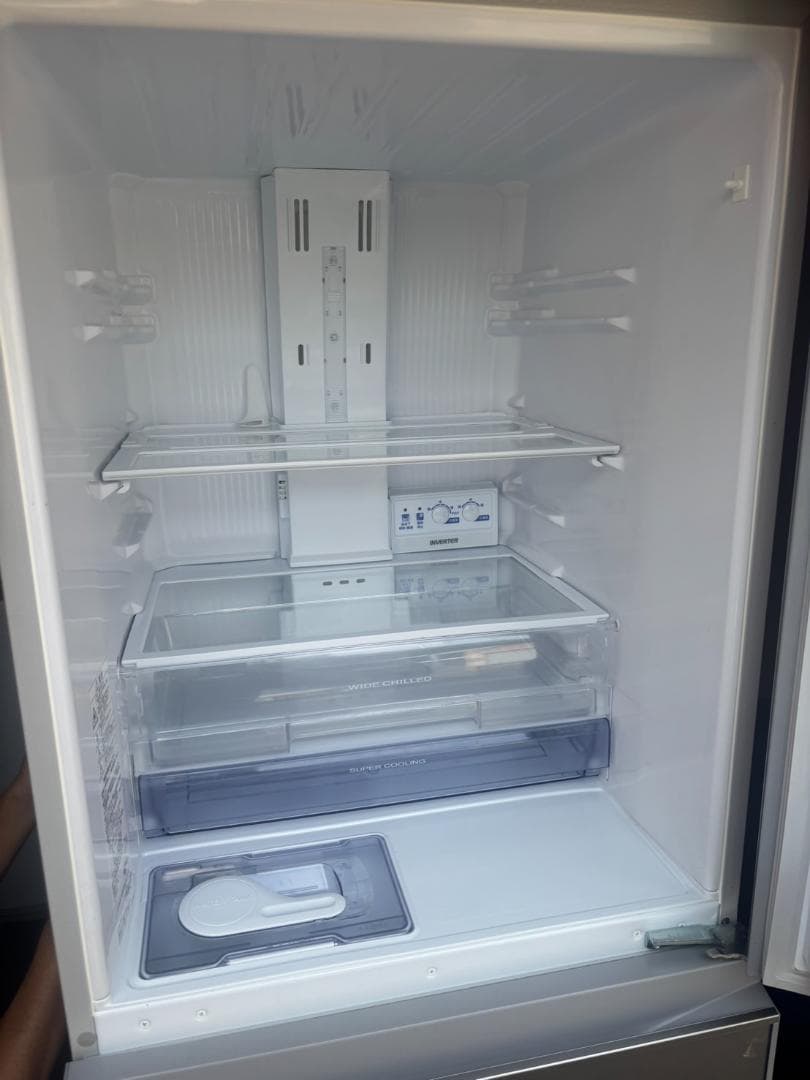 【美品】三菱ノンフロン冷蔵冷凍庫　2020年製　MR-CG33EE-S