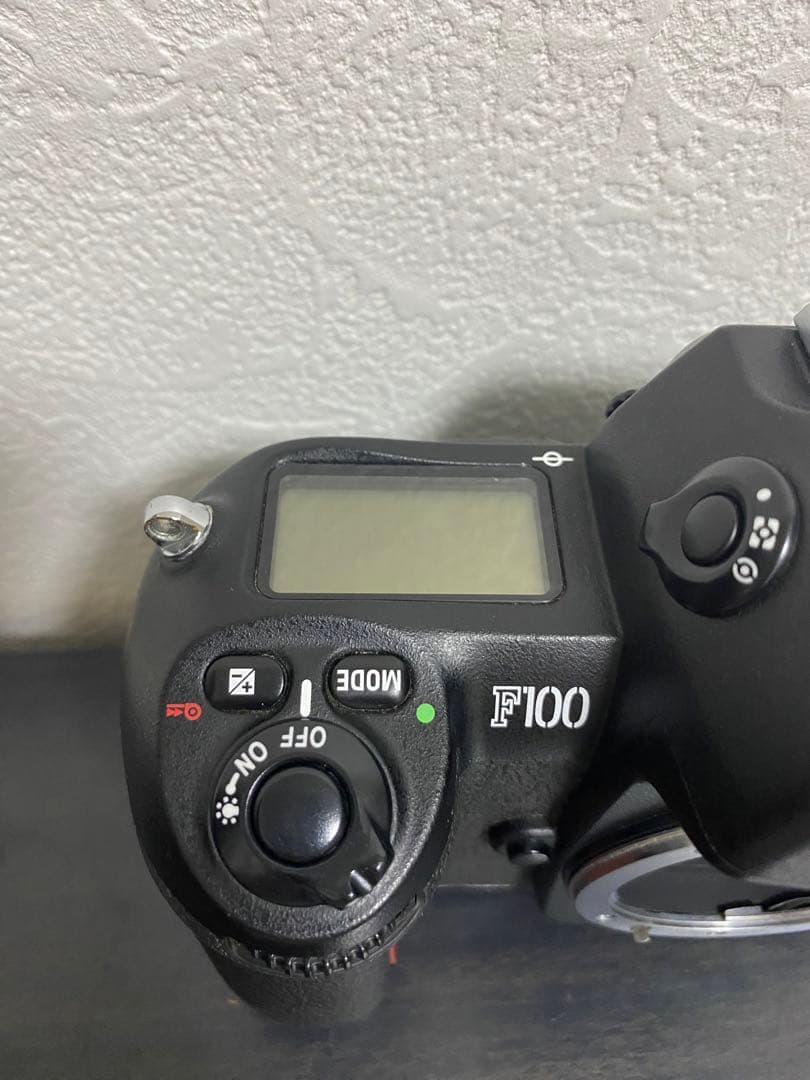 ニコン　Nikon F100 ボディ