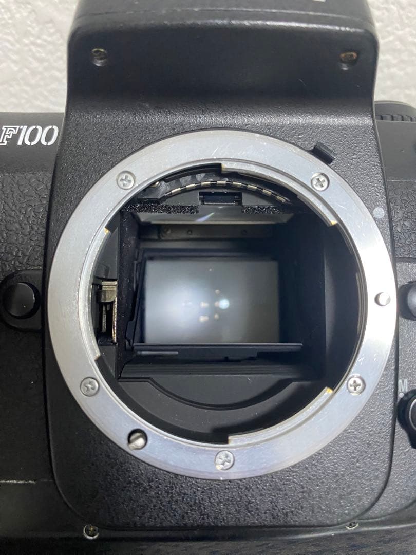 ニコン　Nikon F100 ボディ