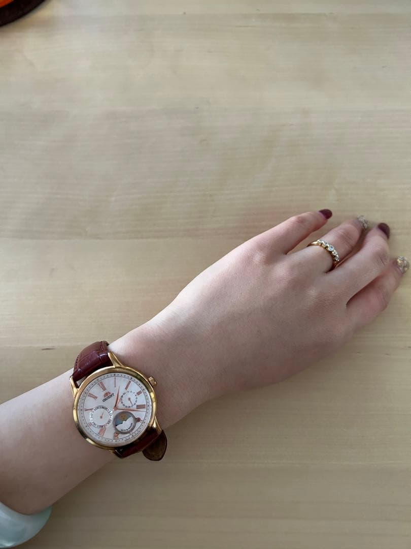 ORIENT 「太陽と月」パールダイヤル レッドレザー レディースクォーツ