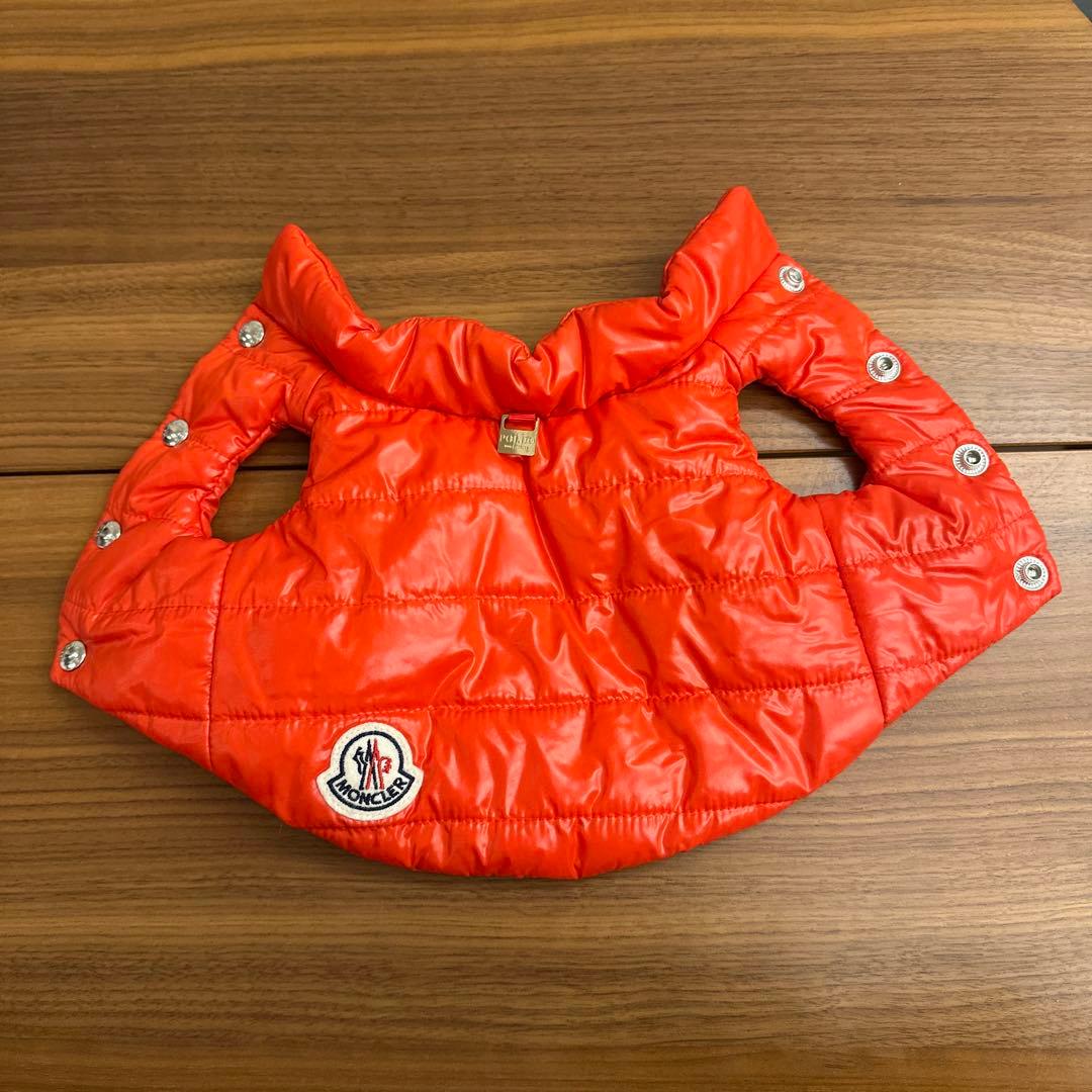 MONCLER ダウンジャケット 00