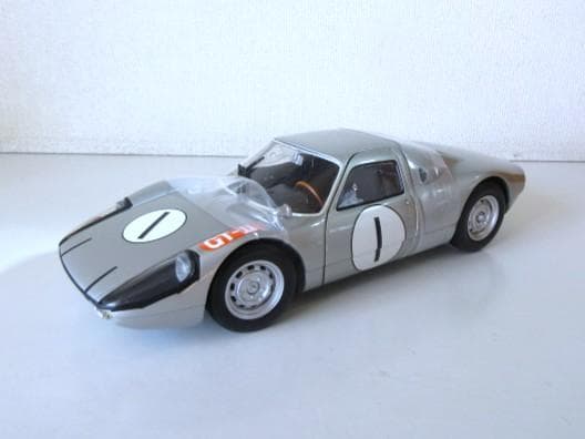 値下 MINICHAMPS 1/18 ポルシェ 904 カレラ GTS 日本GP