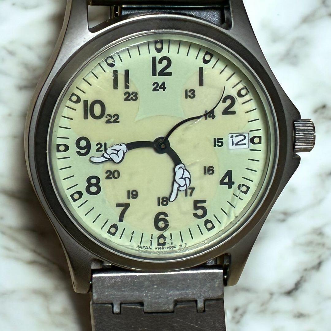 東京ディズニーランド SEIKOコラボ 夜光文字盤ミッキー 腕時計 シルバー