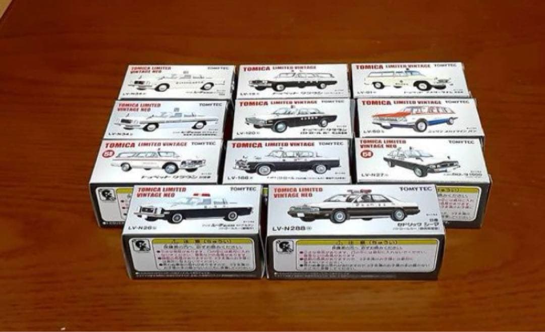 【11台】トミカリミテッド　ヴィンテージ・ヴィンテージネオ 救急車、パトカー他