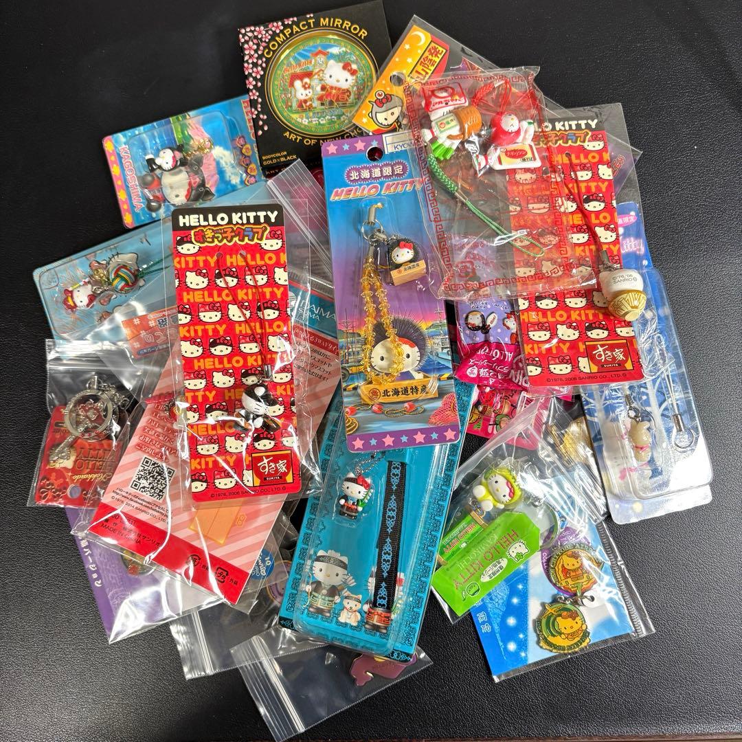 ＊レア＊未使用＊ご地キティ根付&ストラップセットまとめ売り