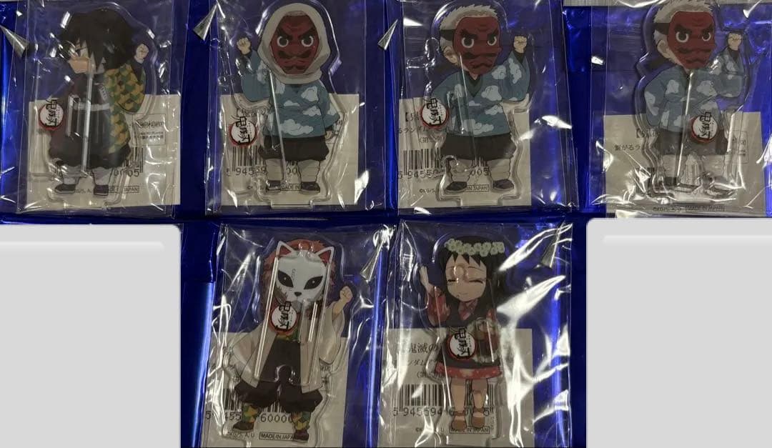 鬼滅の刃　繋がるアクリルスタンド