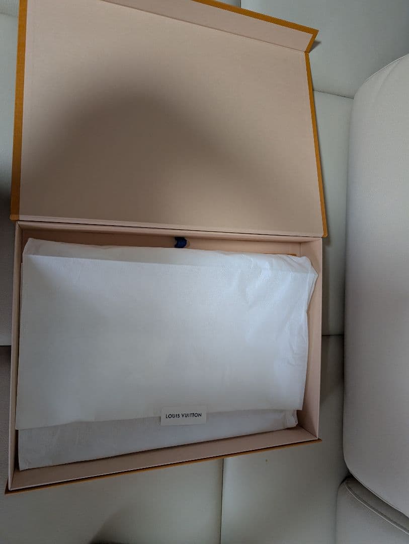 ルイ・ヴィトン レイキャビック グラディエント マフラー