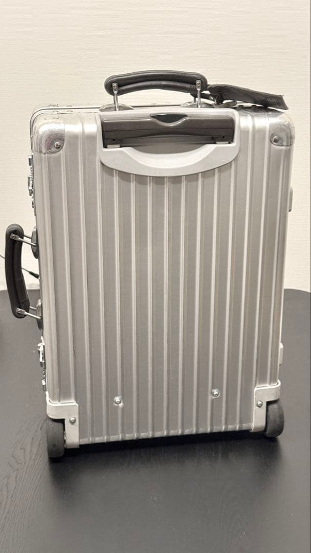 リモワ　クラシックフライト　2輪　スーツケース