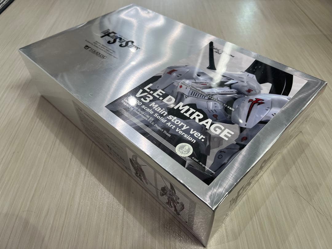 FSS ボークス SAV 1/100 レッドミラージュ V3 本編版