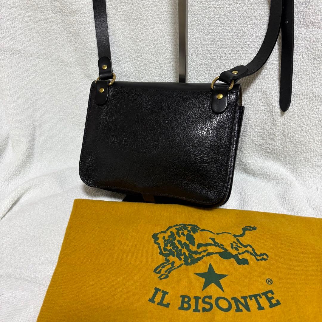 IL BISONTE ショルダーバッグ ブラック