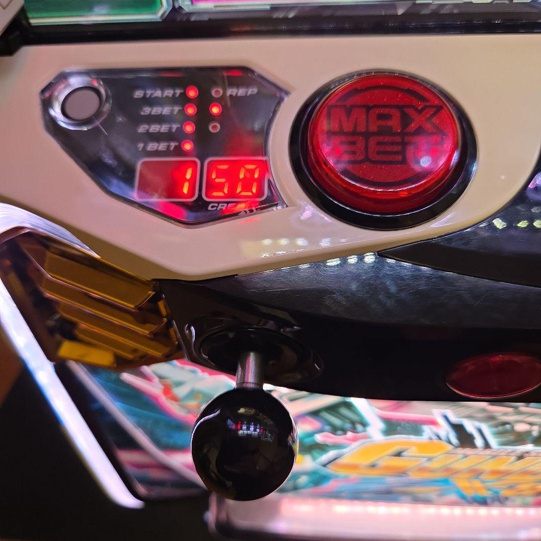 GUNDAM X-OVER　ガンダムクロスオーバー パチスロ　送料込み