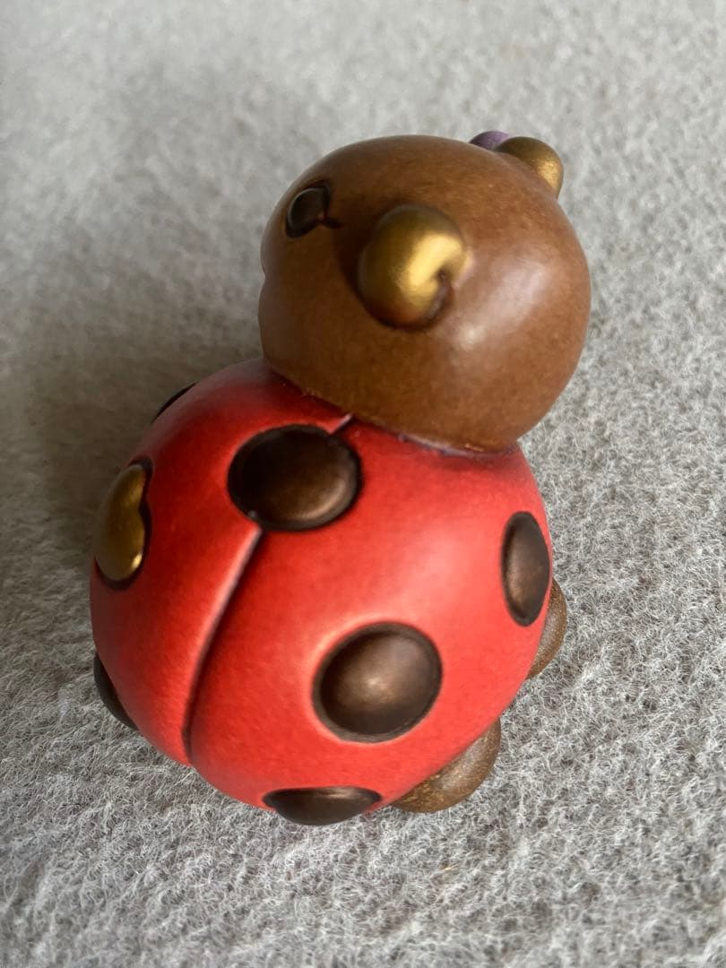 【イタリア製／THUN・トゥーン】陶器製・てんとう虫