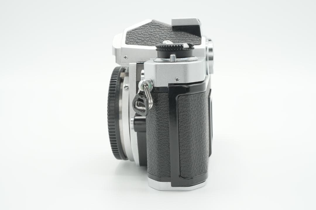 【中古】Nikon FM シルバーボディ フィルム一眼レフカメラ