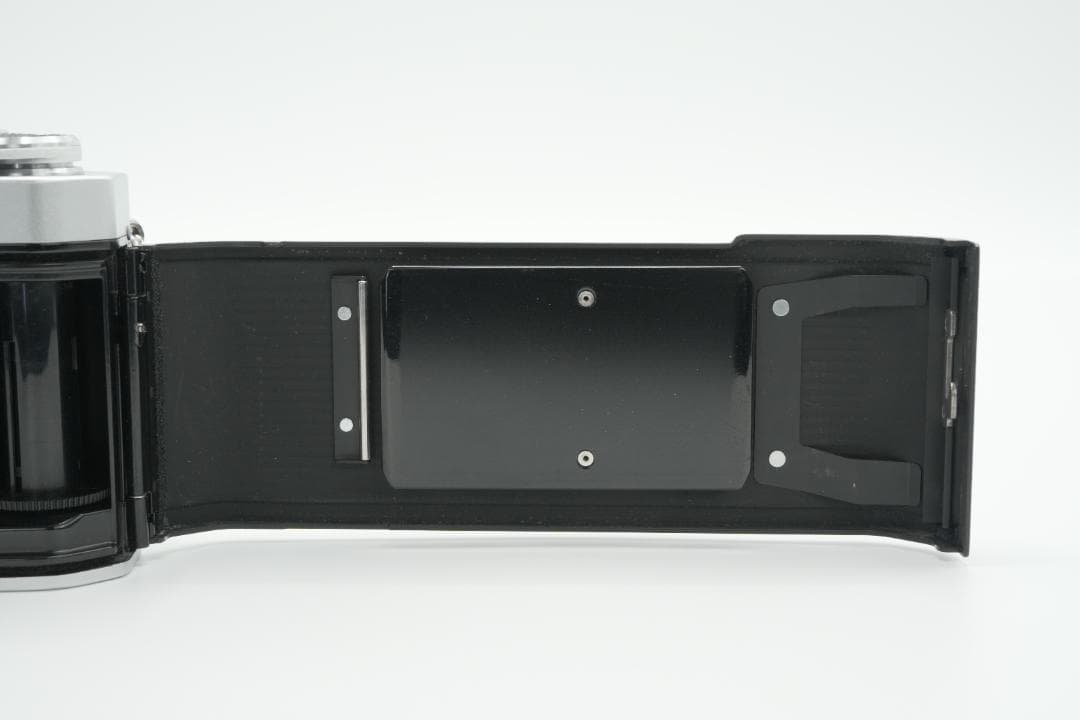 【中古】Nikon FM シルバーボディ フィルム一眼レフカメラ