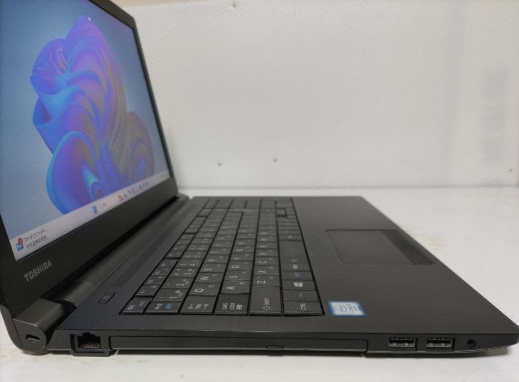 美品！！東芝 dynabook 8GB SSD 128GB DVD Win★N8