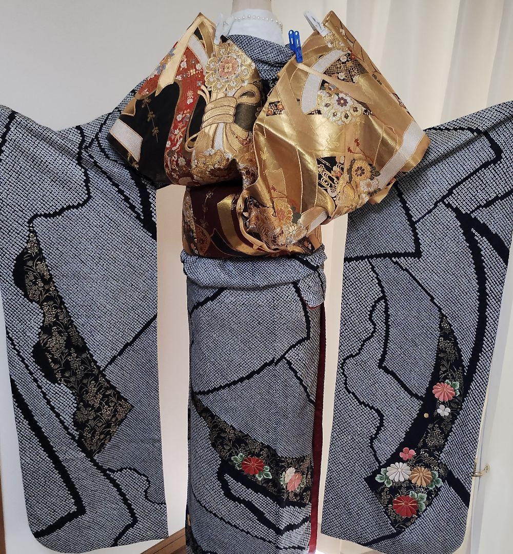 成人式　正絹振袖フルセット　総絞り黒　刺繍　豪華　華やか　草履バックセット