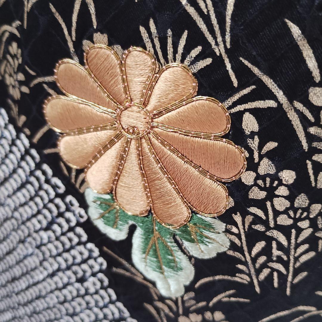 成人式　正絹振袖フルセット　総絞り黒　刺繍　豪華　華やか　草履バックセット