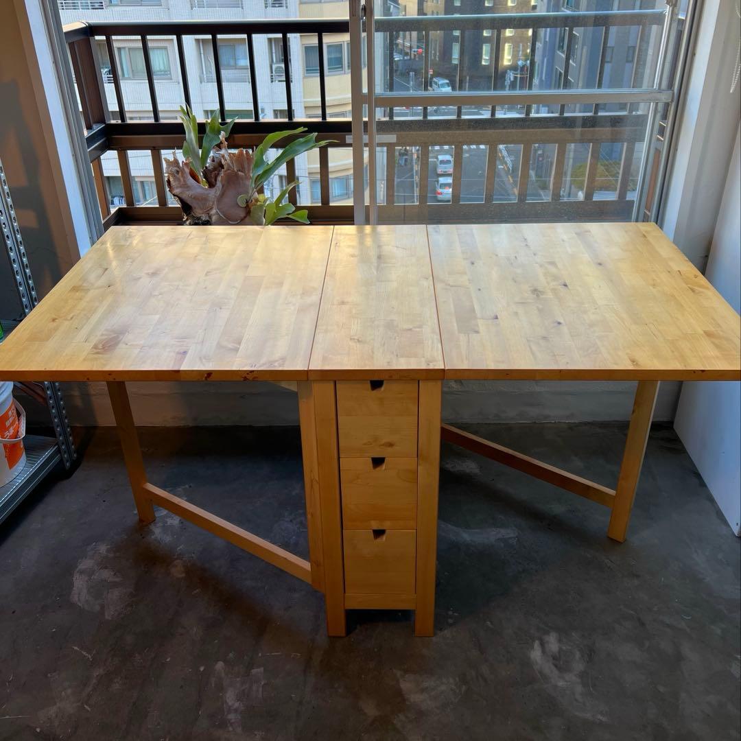 ダイニングテーブル IKEA NORDEN