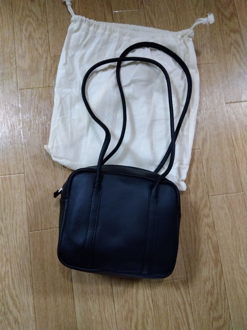 アエタショルダーバックブラック