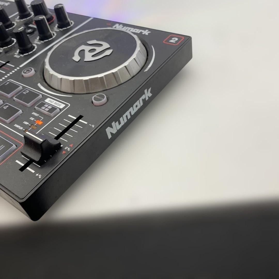 @ Numark Party Mix DJコントローラー
