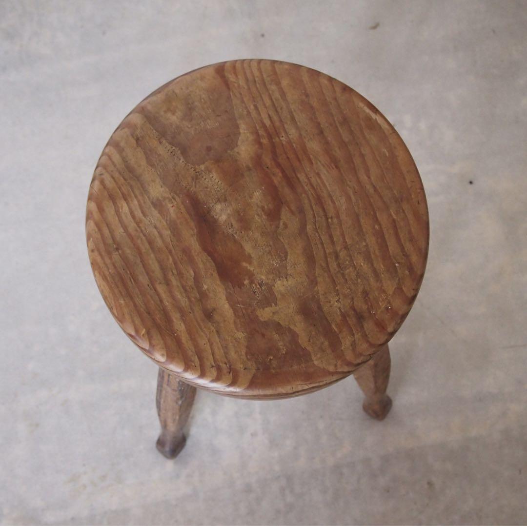 アンティーク 木製の古い丸椅子 スツール コーヒーテーブル