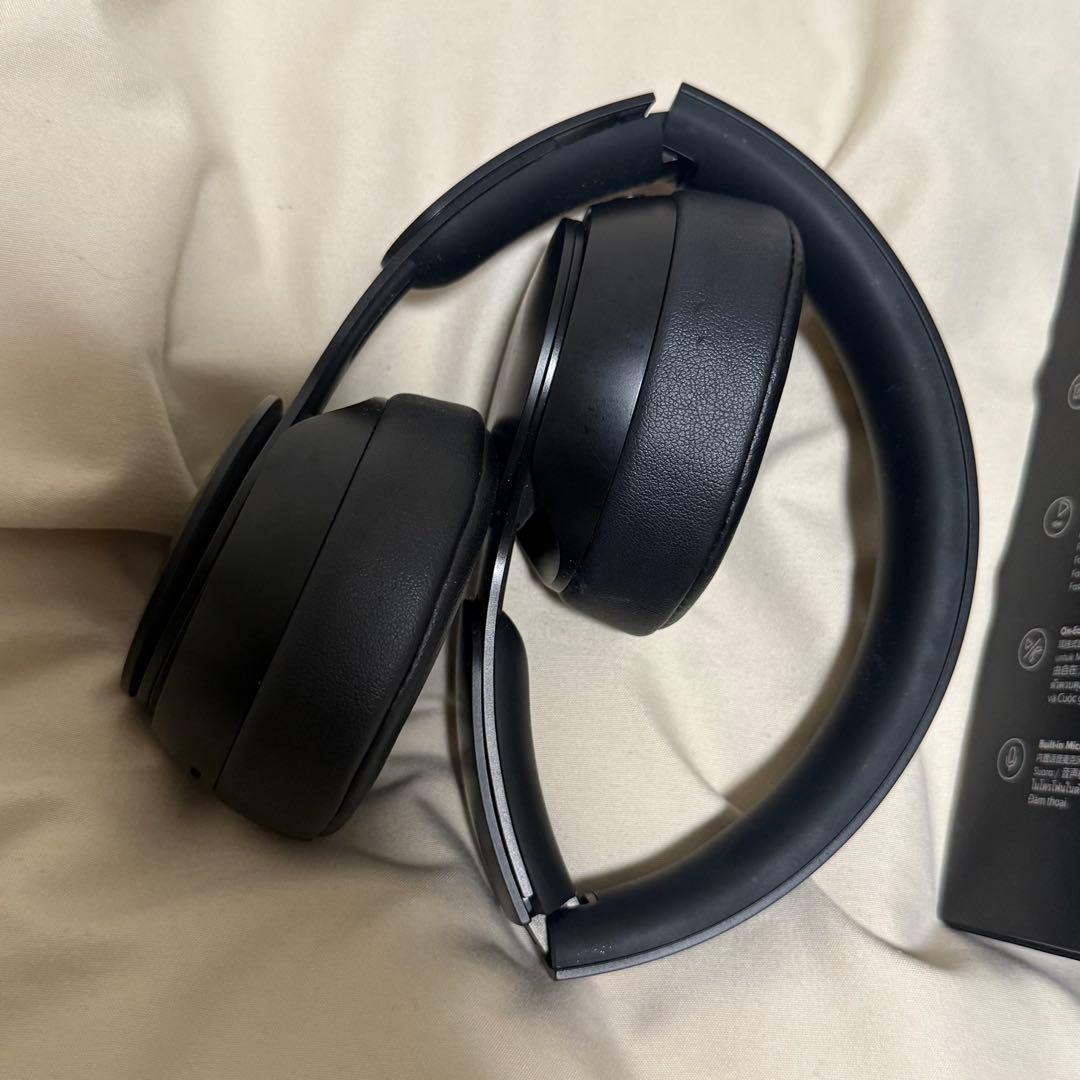 ヘッドホン Beats Solo Pro