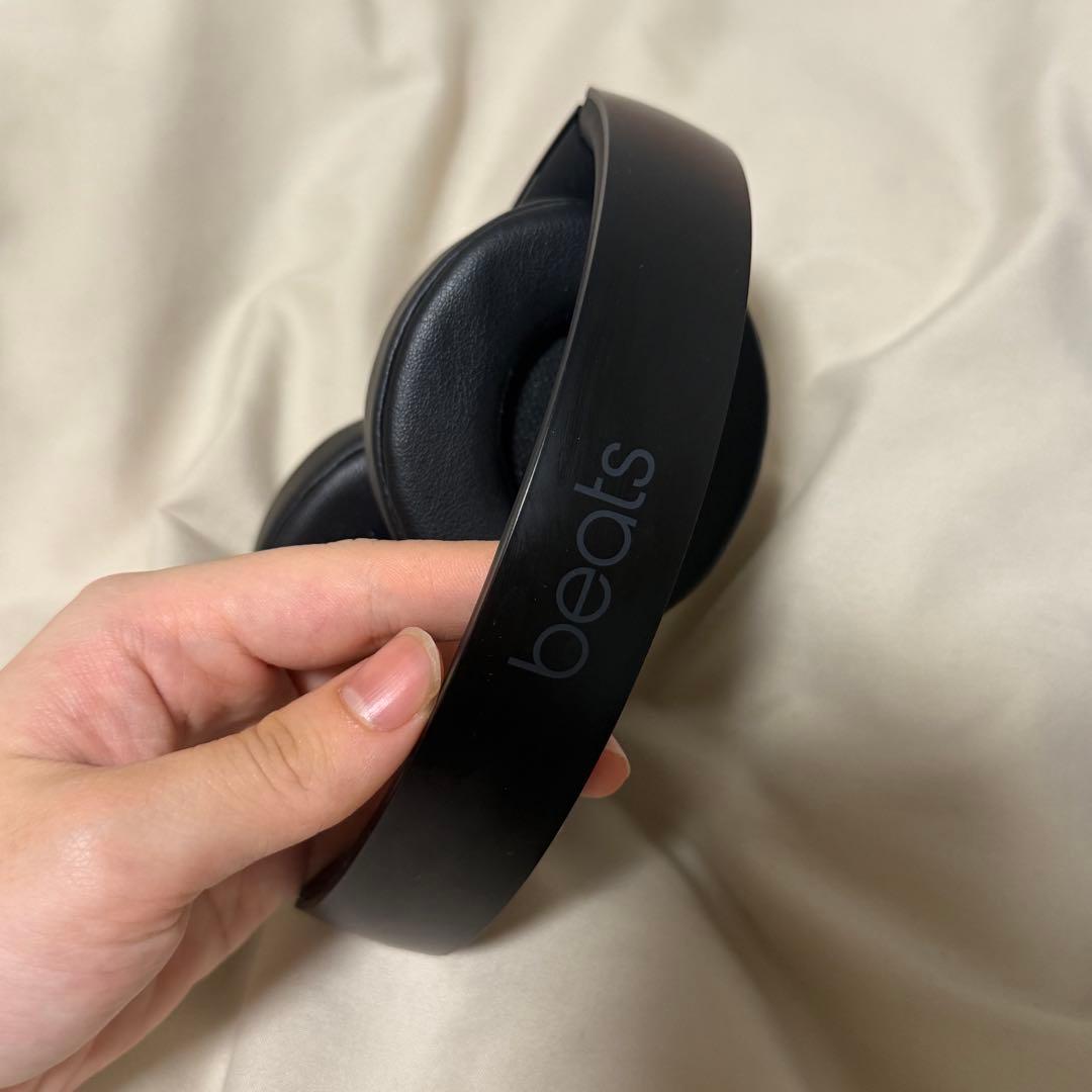 ヘッドホン Beats Solo Pro