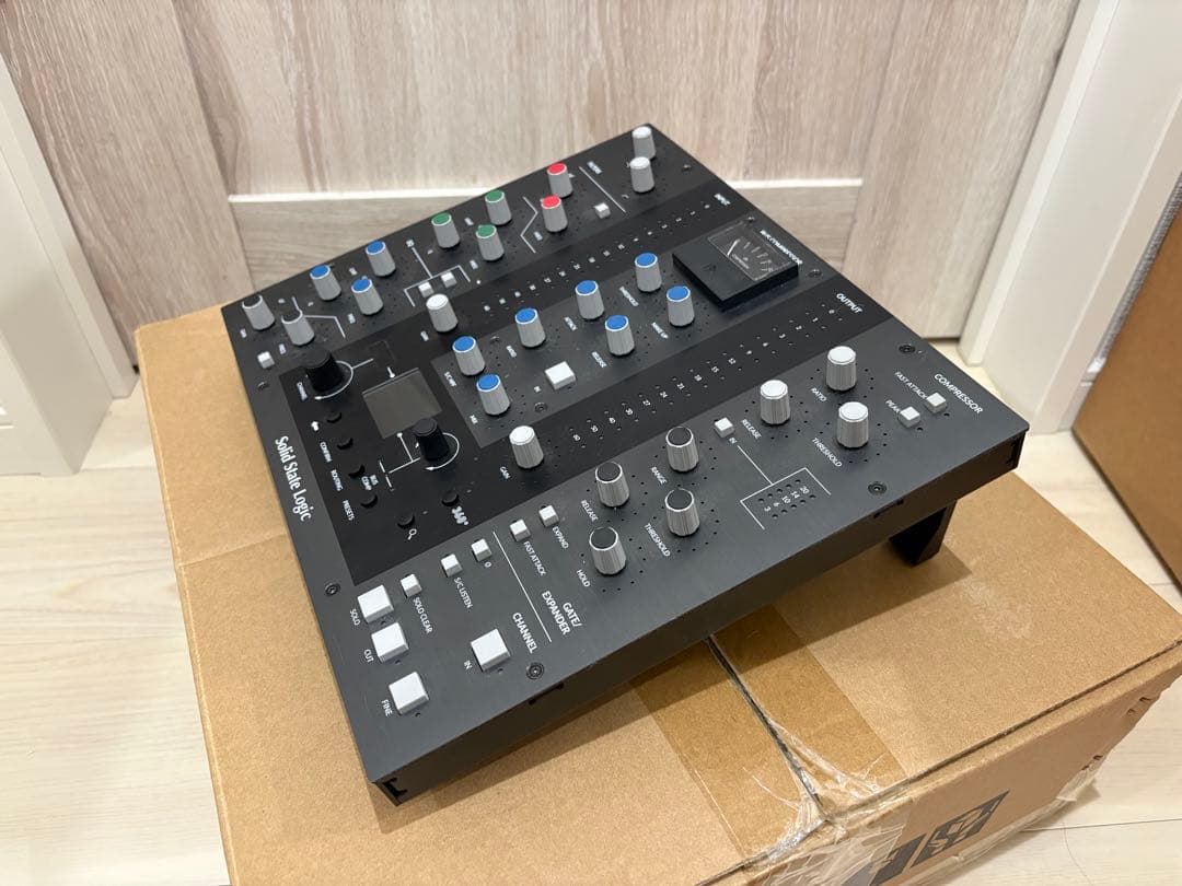 SSL UC1 コントローラー