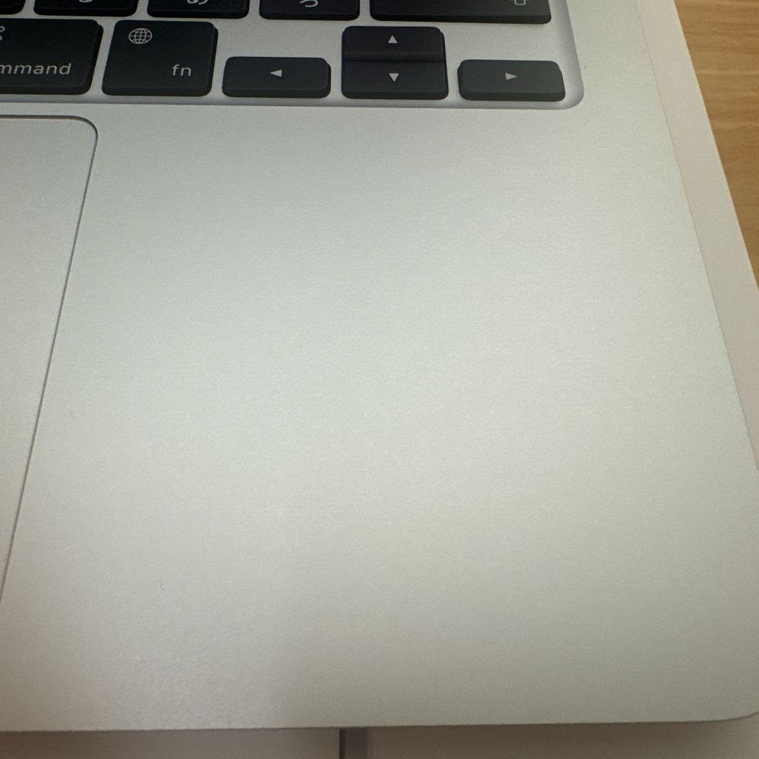 Apple MacBook Air M2 8G 256SSD シルバー
