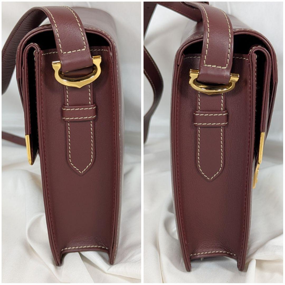 【極美品】 カルティエ　マストラ ショルダーバッグ 三角フラップ カード保存袋付