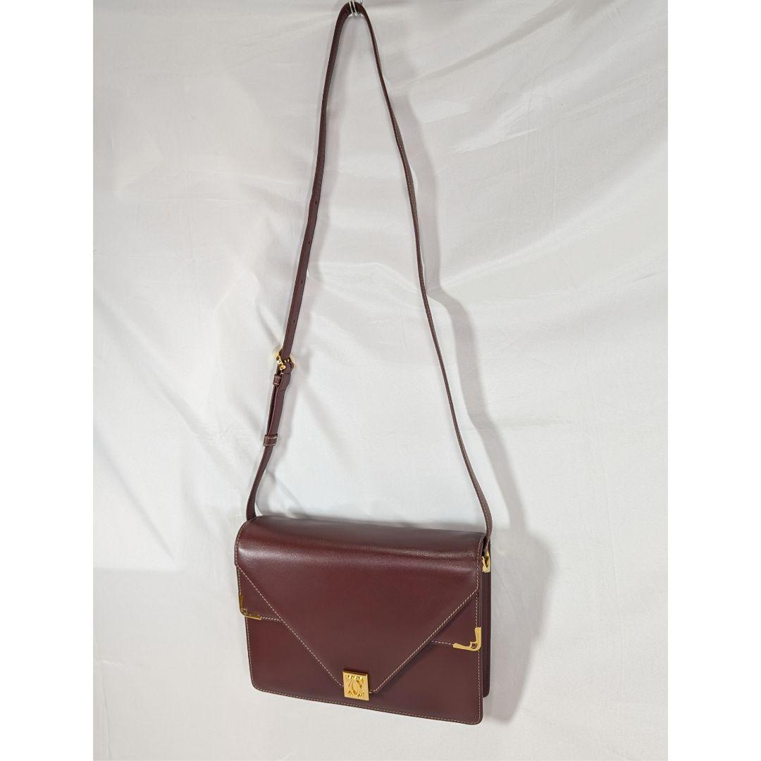 【極美品】 カルティエ　マストラ ショルダーバッグ 三角フラップ カード保存袋付