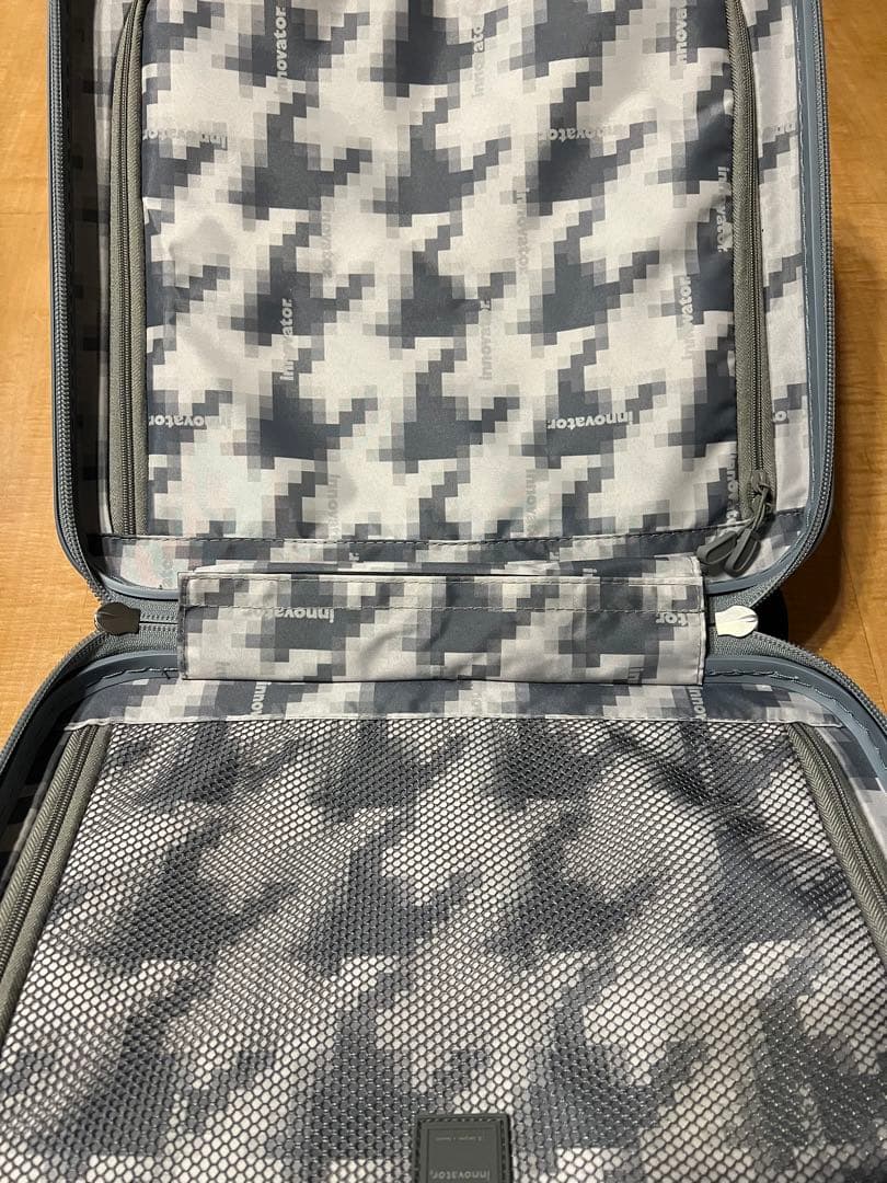 kohola様ご依頼品●イノベーターキャリーケース クラウドグレー 33L 美品