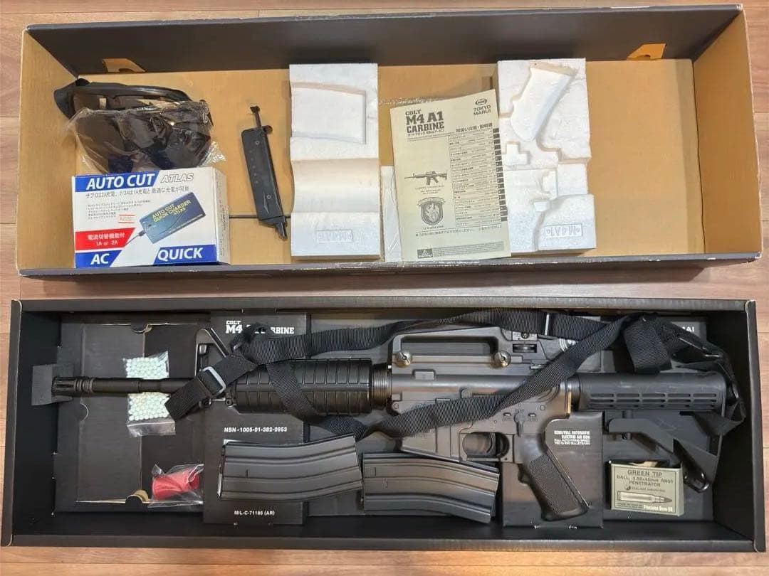 美品　東京マルイ　コルト M4A1カービン