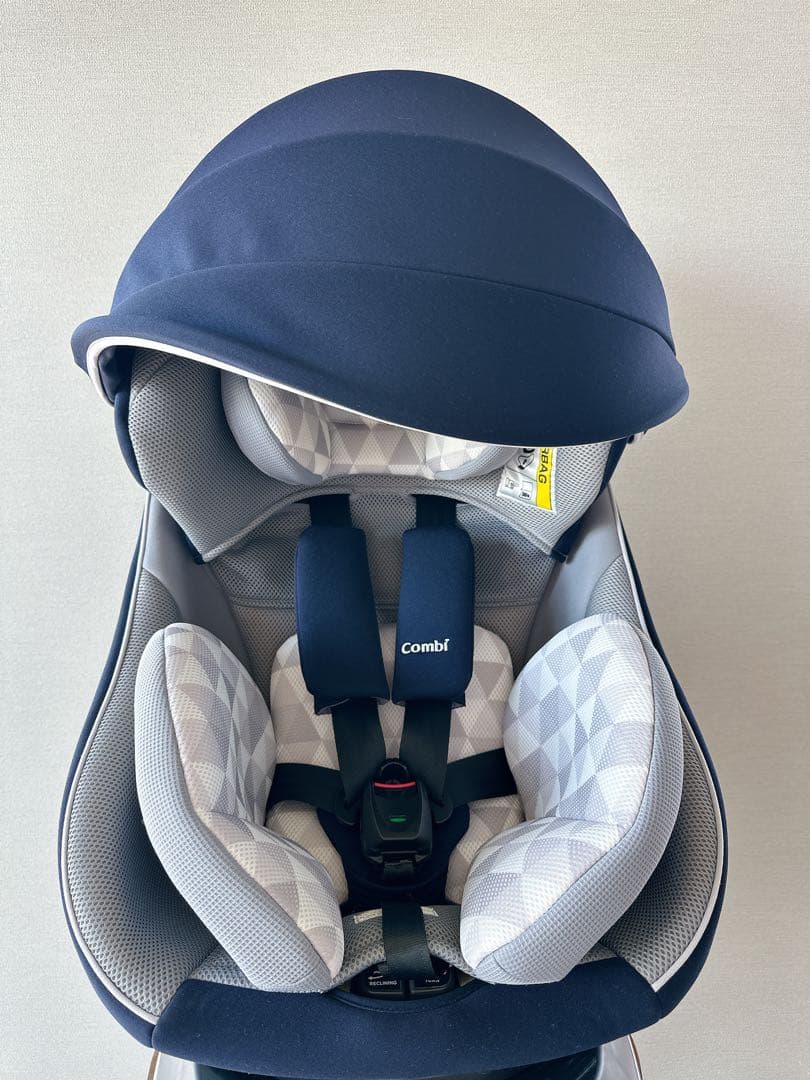 【美品】コンビ クルムーヴスマート ISOFIX