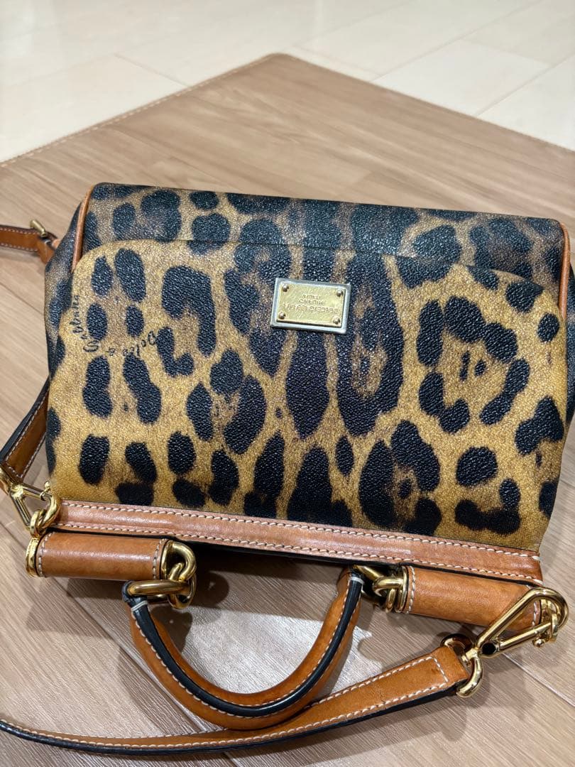 Dolce & Gabbana ヒョウ柄ショルダーバッグ