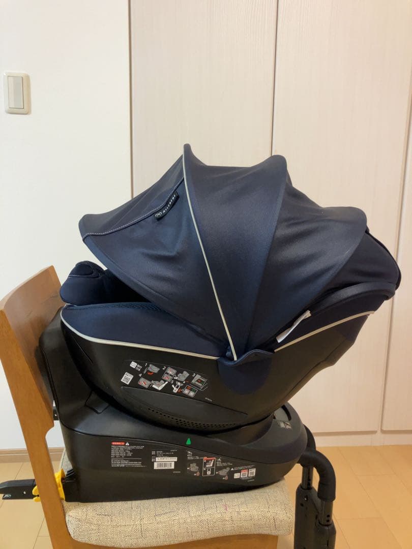 美品 AILEBEBE エールべべ・クルット5i グランス グランネイビー