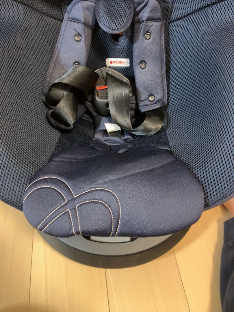 美品 AILEBEBE エールべべ・クルット5i グランス グランネイビー