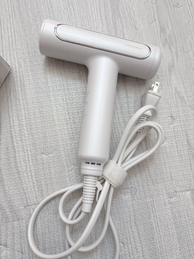 フェスティノ ツヤモイスト ドライヤー ホワイトFESTINO SMHB-029