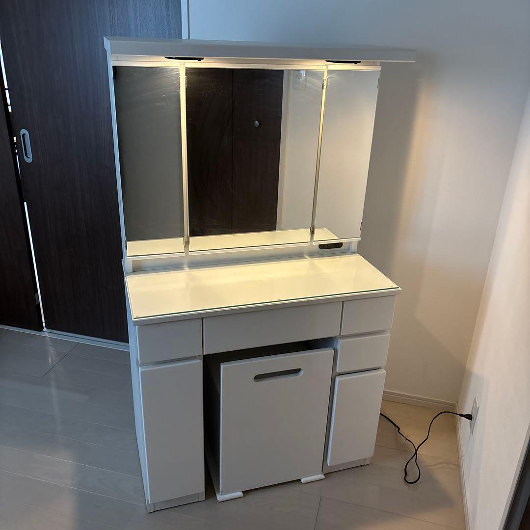 ホワイト ドレッサー・鏡台 スツール付き