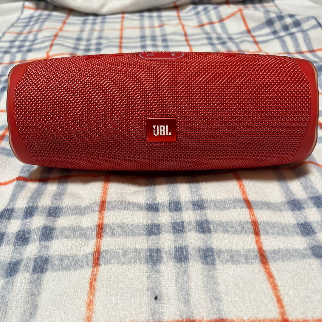 JBL Charge 4 レッド ワイヤレススピーカー
