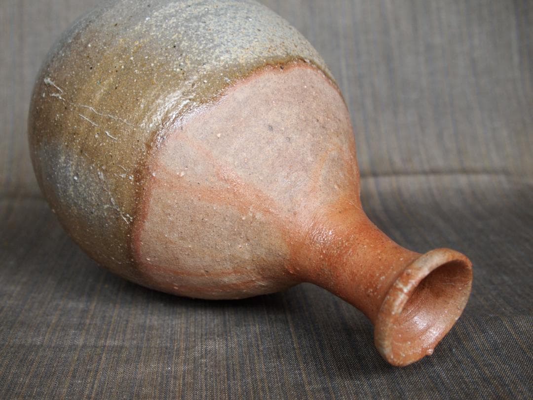 人気作家★大桐大《師：原田拾六》★【窯変】備前らっきょ徳利★共箱