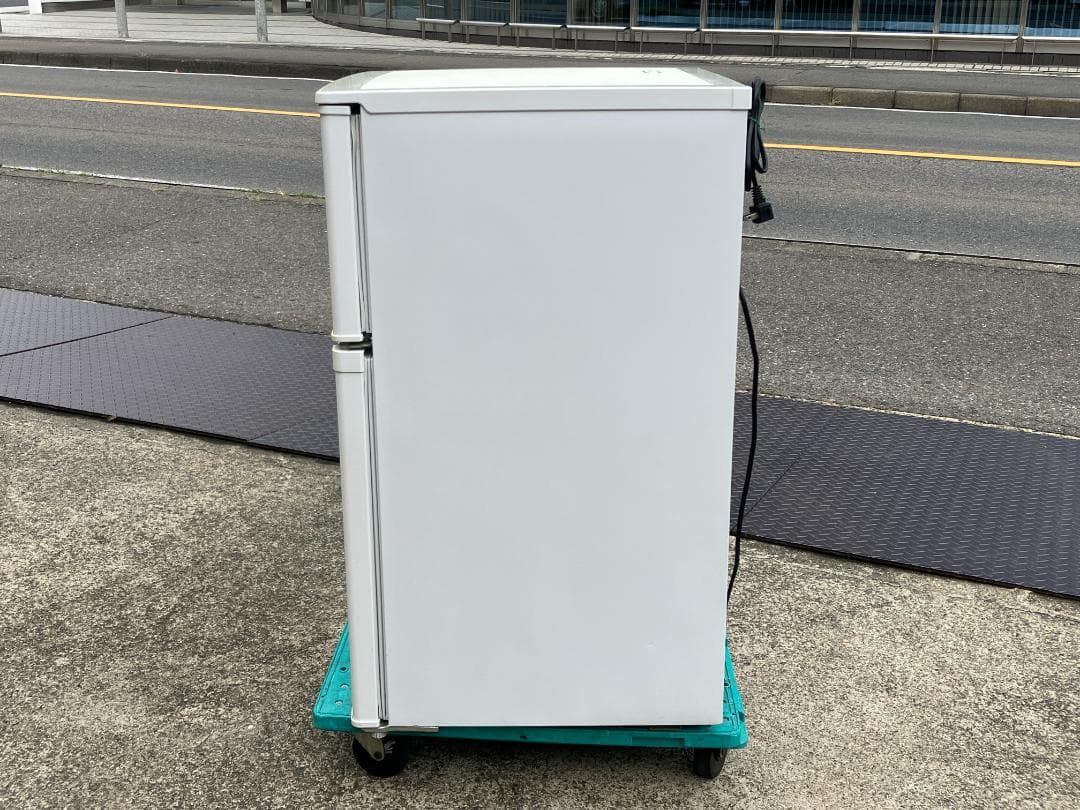 愛知岐阜/送料無料★アイリスオーヤマ　90L冷蔵庫　KRSD-9A-W 19年製