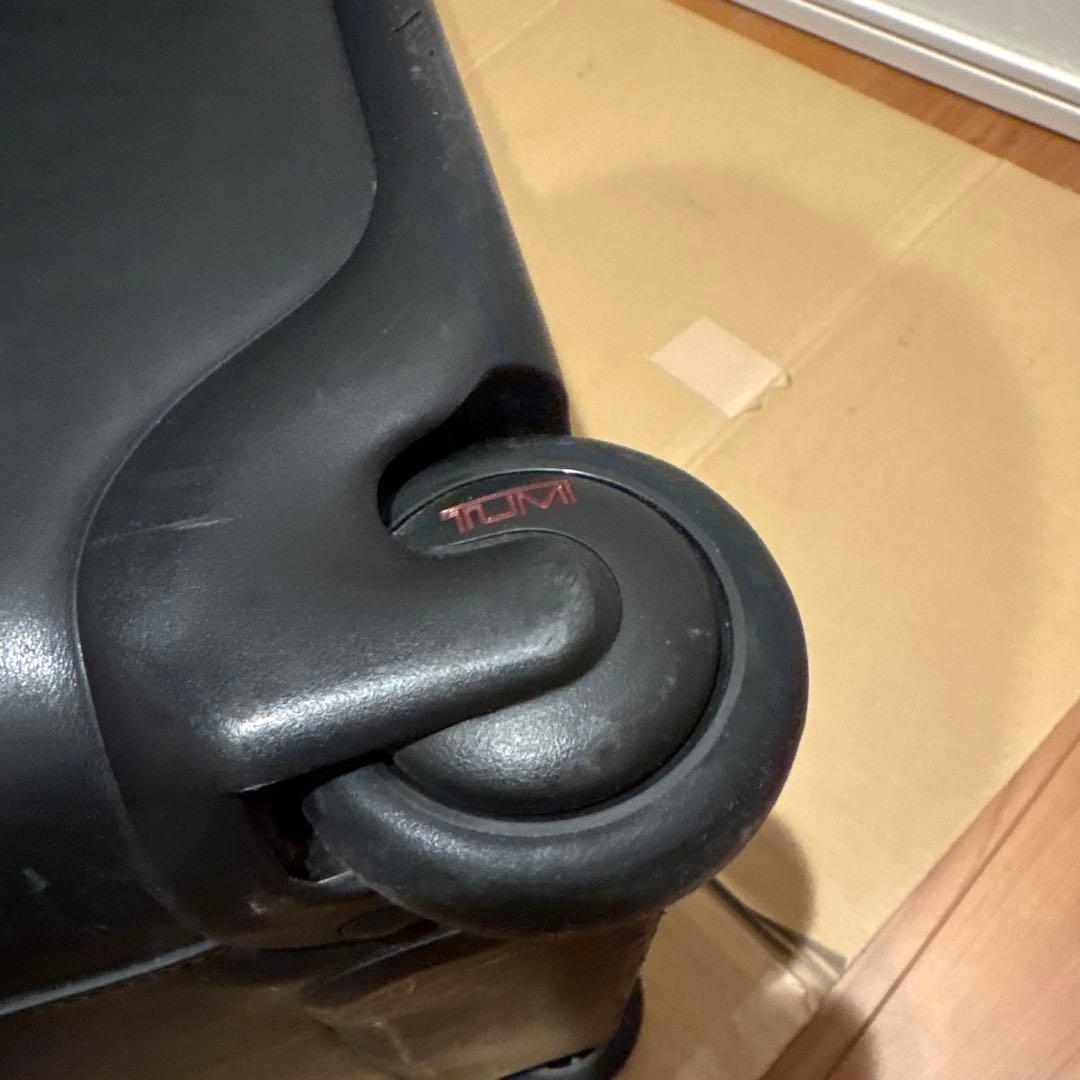 送料込　TUMI オールレザー　キャリーケース