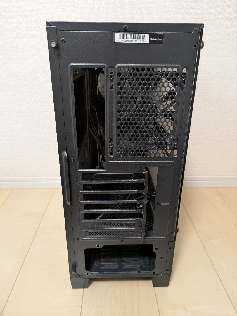 MSI MAG FORGE 100M PCケース