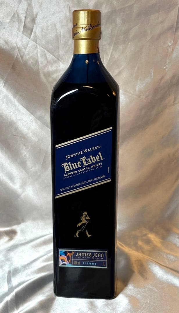 ジョニーウォーカー　ブルーラベル　イヤーオブザドラゴン　未開栓