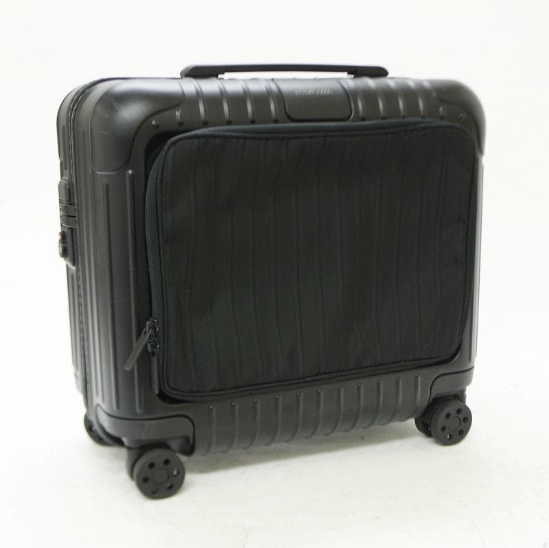 ★極美品 正規品★リモワRIMOWA★エッセンシャルスリーブ コンパクト 4輪★