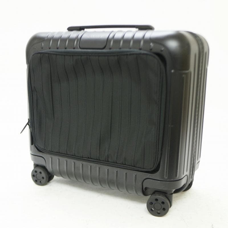 ★極美品 正規品★リモワRIMOWA★エッセンシャルスリーブ コンパクト 4輪★